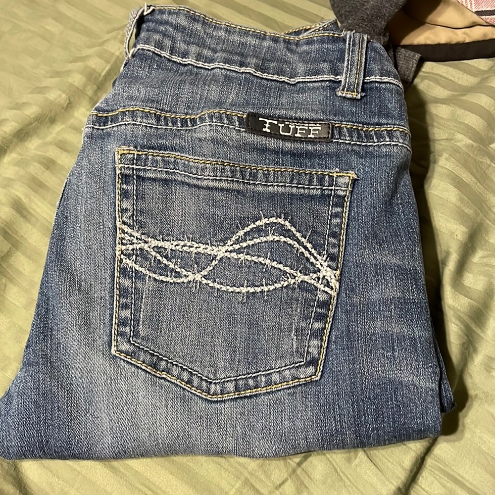 Boot cut